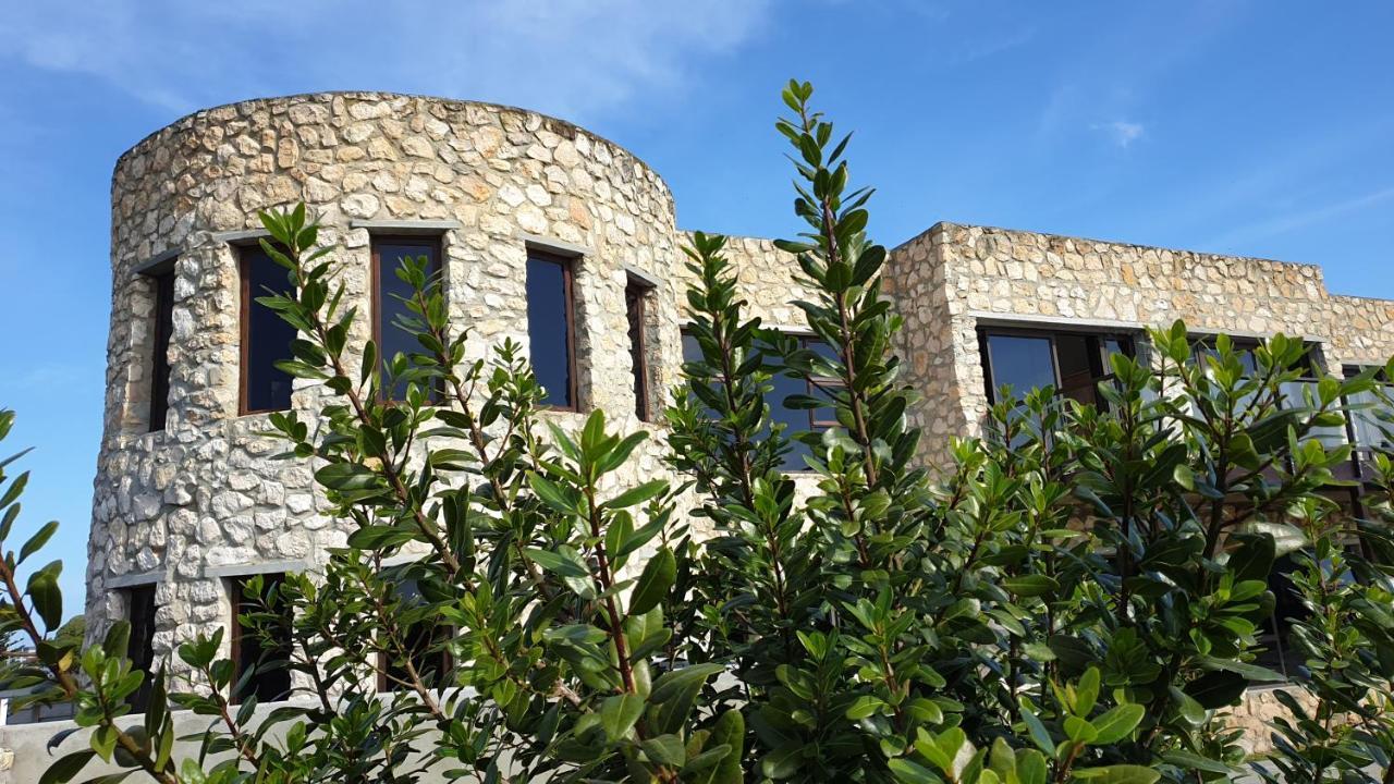 Stonehouse On Main Hotel Struisbaai Exterior photo