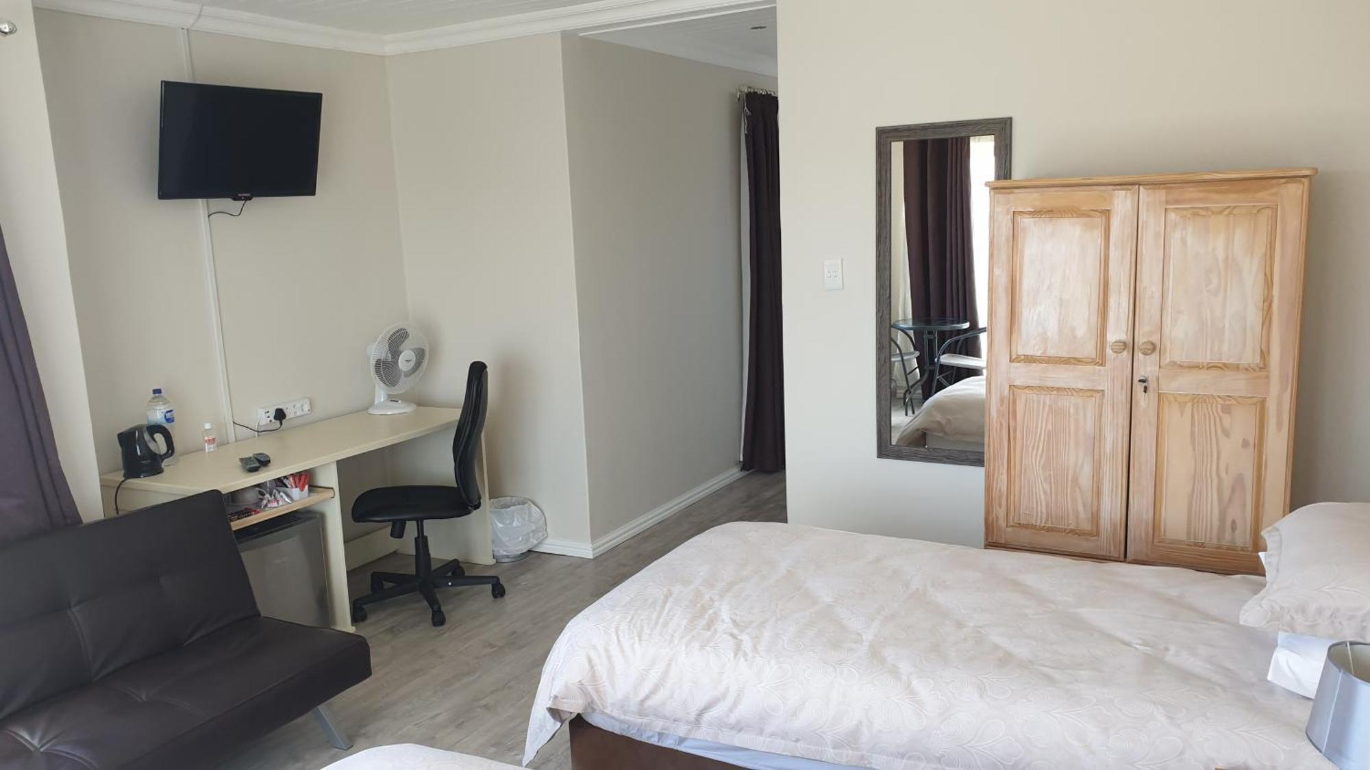 Stonehouse On Main Hotel Struisbaai Room photo