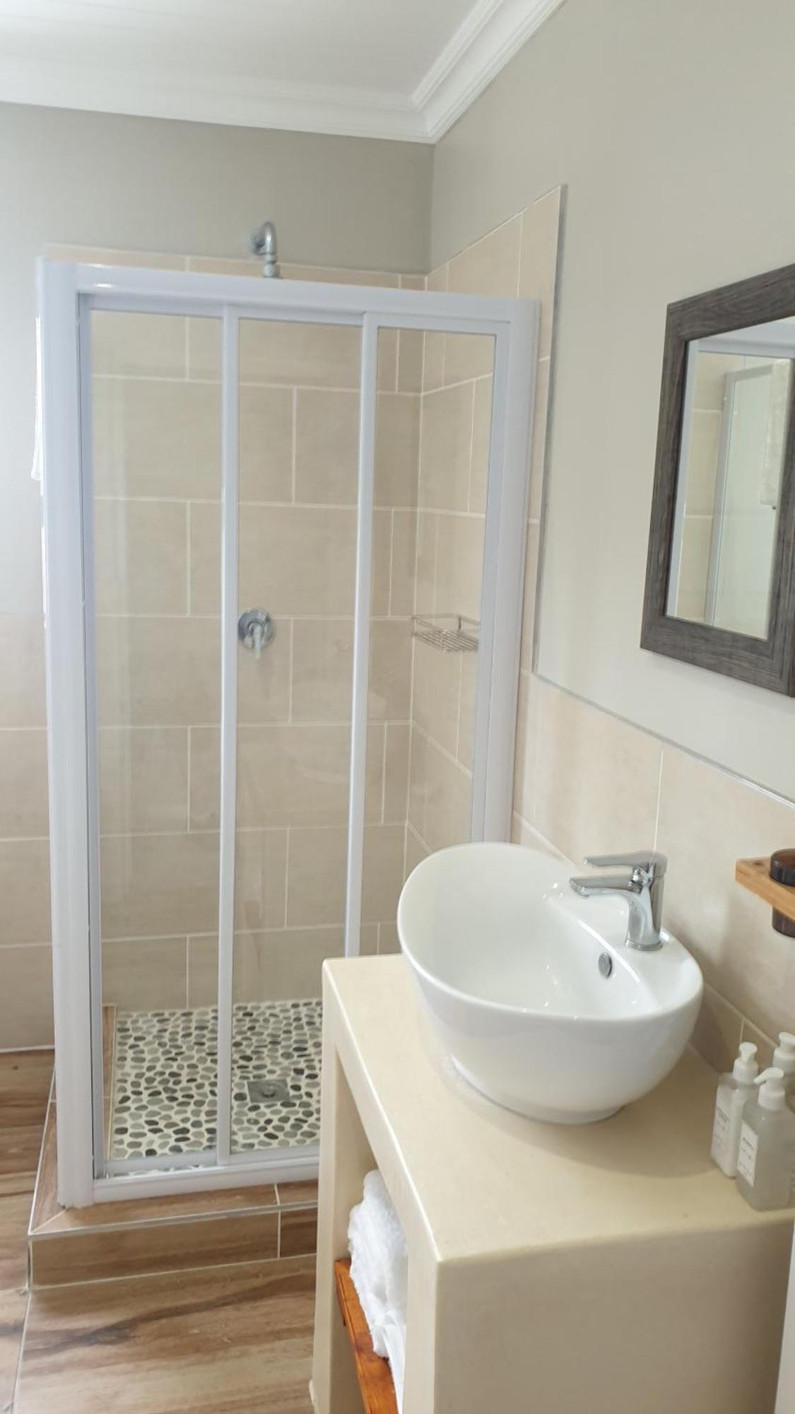 Stonehouse On Main Hotel Struisbaai Room photo