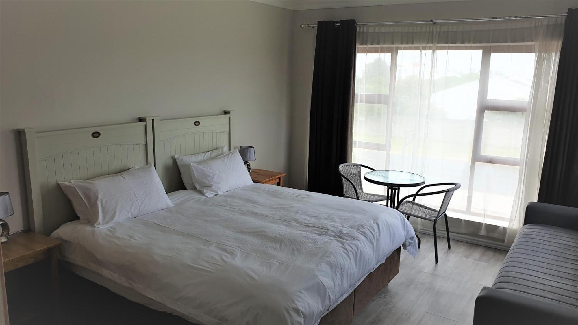 Stonehouse On Main Hotel Struisbaai Room photo